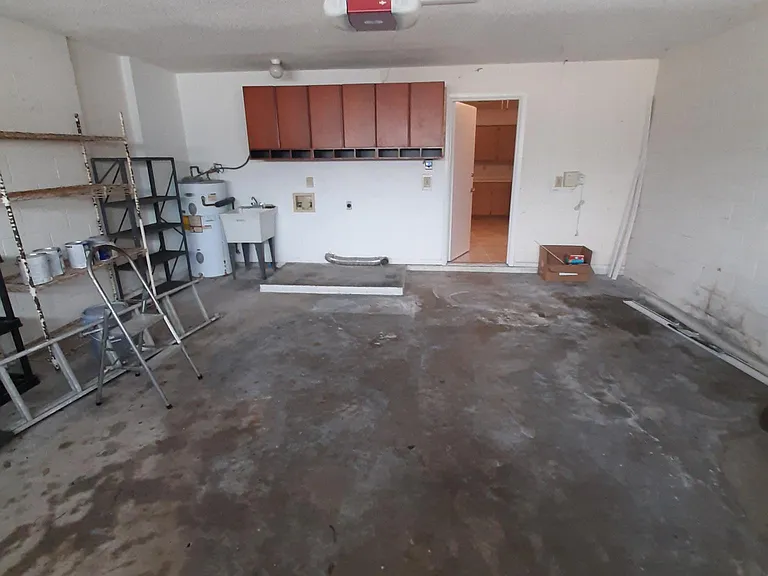 1811 Tarah Trace Dr — Photo 24