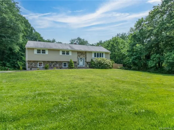 19 Richards Drive, Monroe, CT 06468