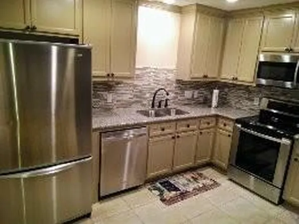 3340 Blodgett St, Houston, TX 77004