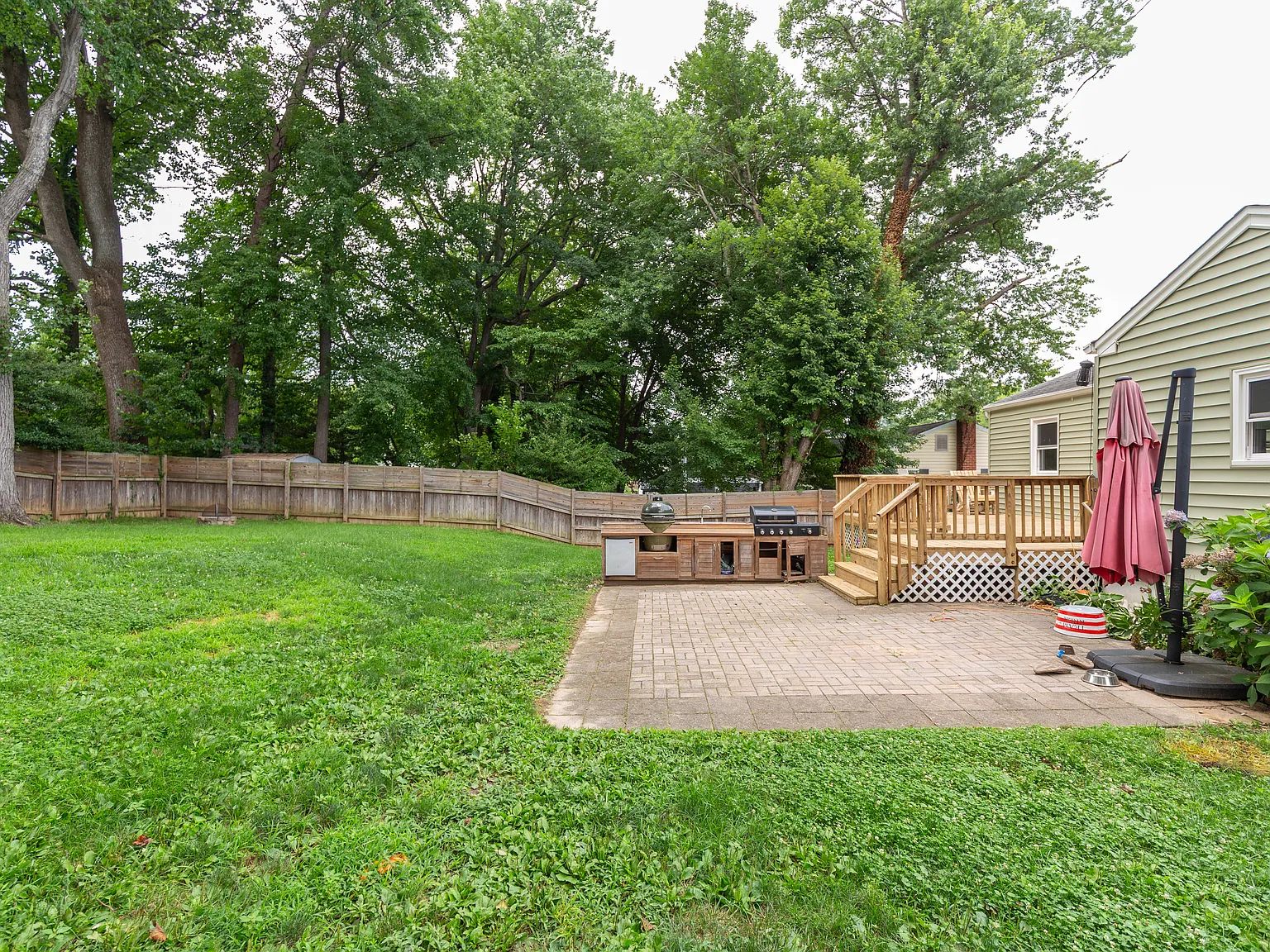 111 Tapawingo Rd SW — Photo 4
