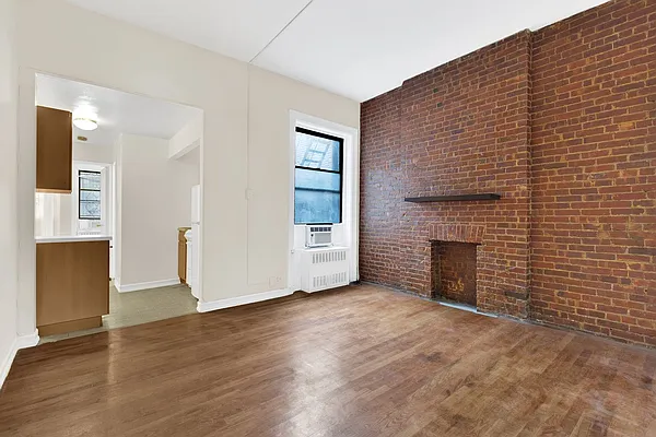 Rented by Cooper & Cooper Real Estate | media 11