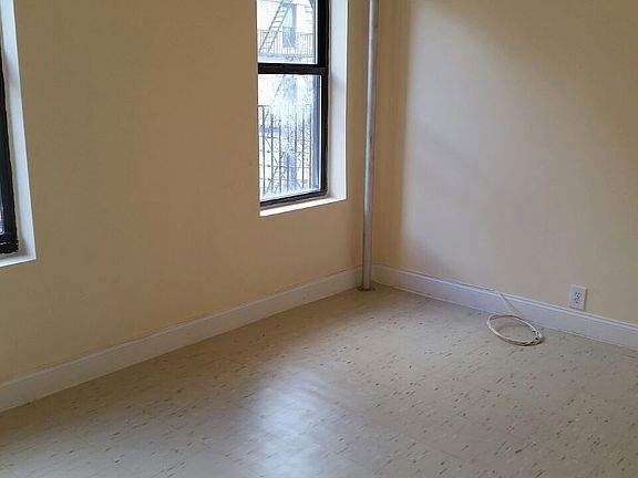 3rd image of 3011 Heath Ave APT 16