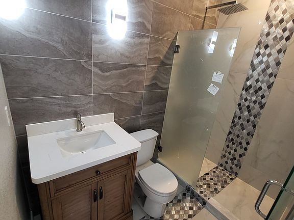 4th image of 22933 E Ontario Dr Unit 101