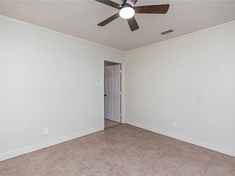 6702 Sahara Dr — Photo 21