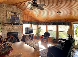 335 E Sorenson Ave, Appleton, MN 56208