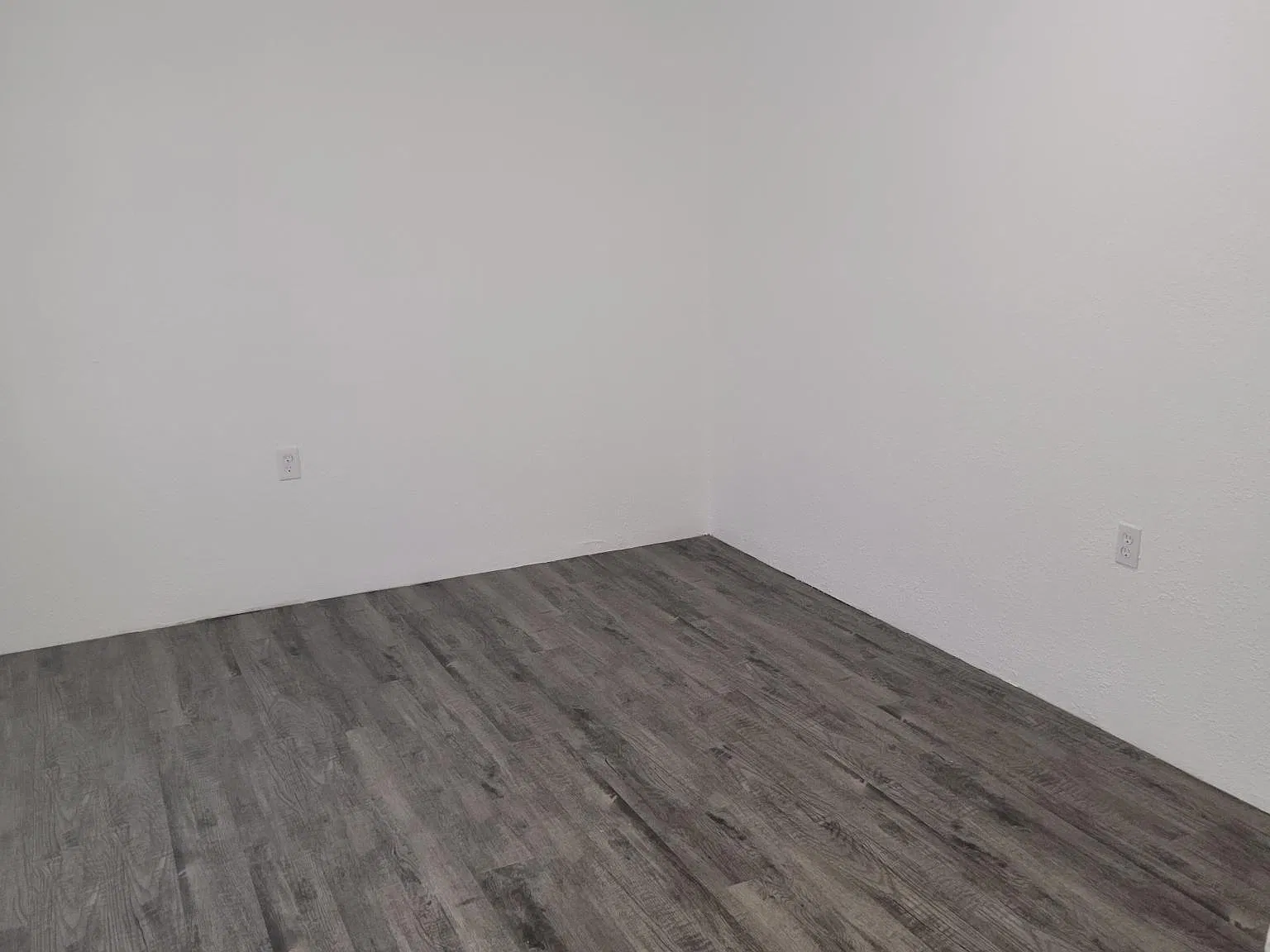 4 bed, 2078 sqft, $3,000 — Photo 2