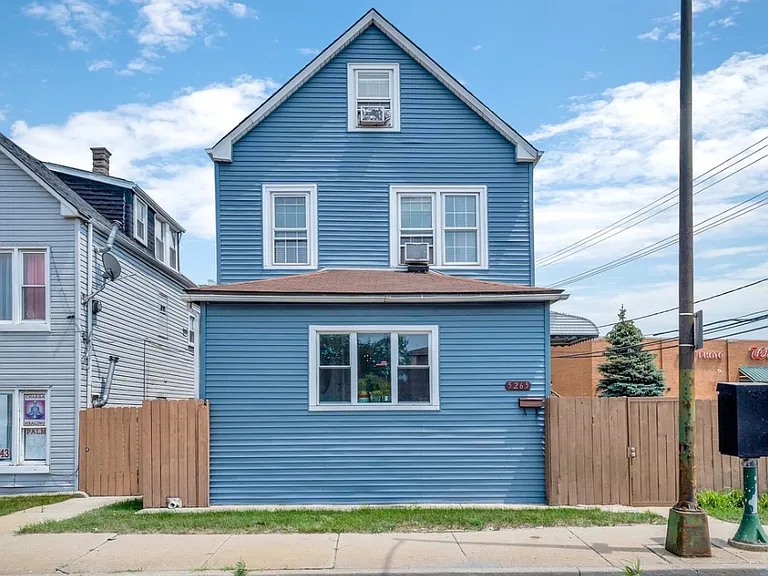 5265 S Central Ave #1 — Photo 2