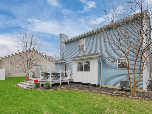 27 Barrhill Dr, Delaware, OH 43015