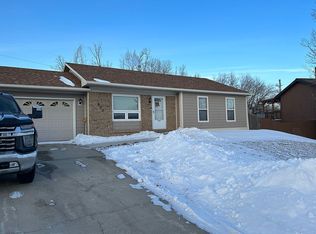 600 Wilderness Dr, Gillette, WY 82718