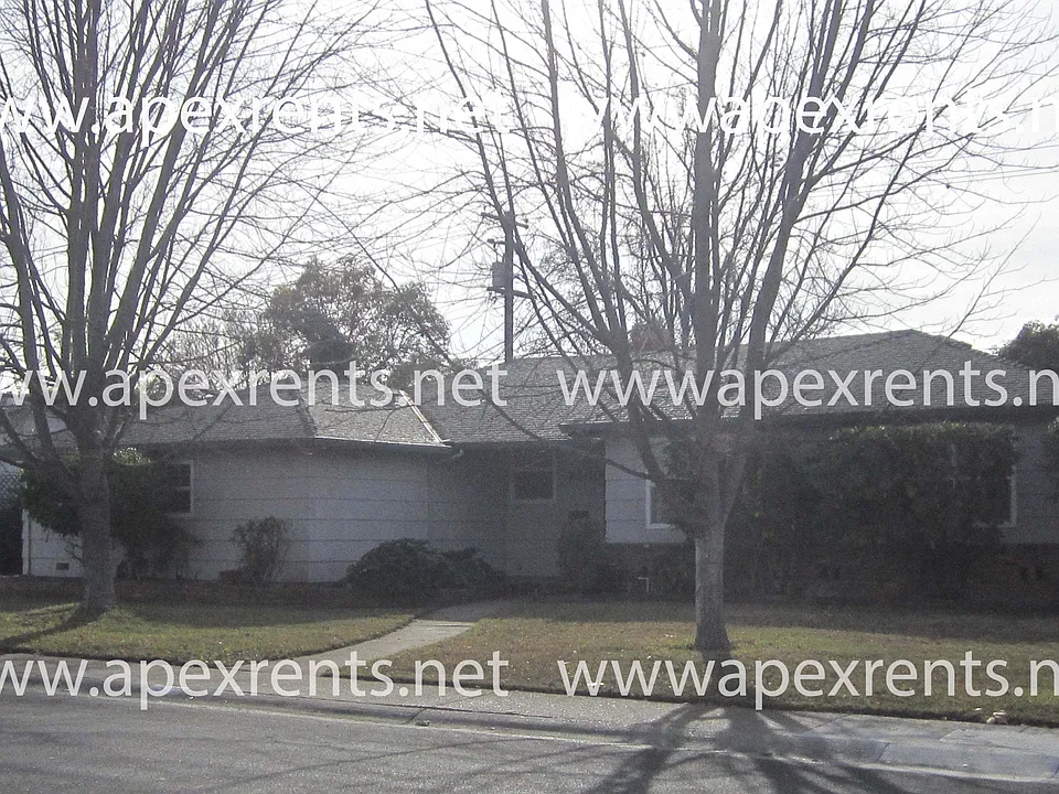 2500 Ribier Way