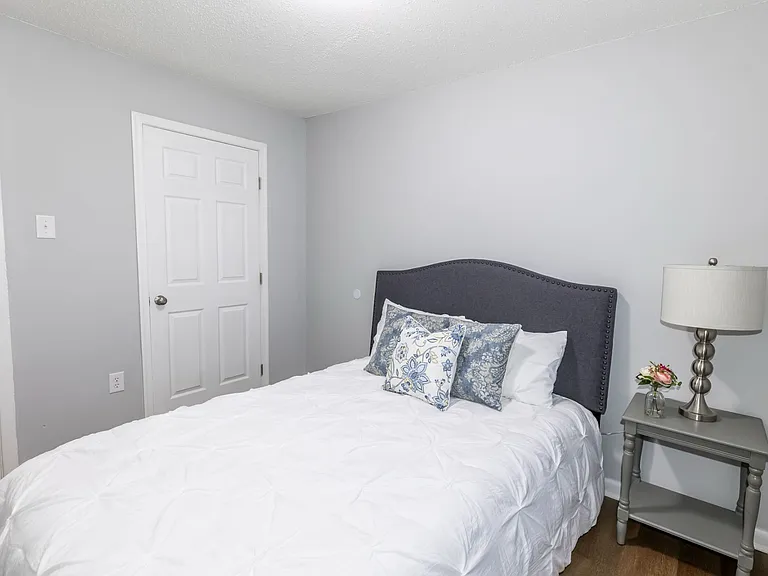 Graystoneplace Apartments — Photo 88