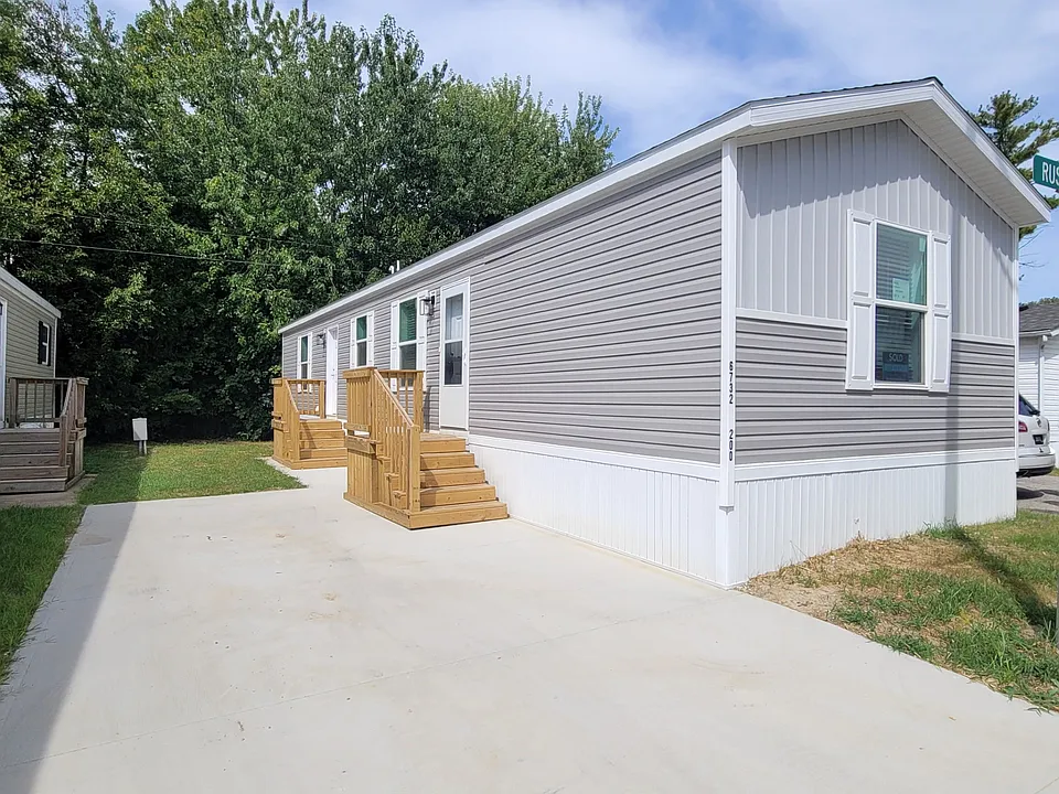 6732 Rustic Ct