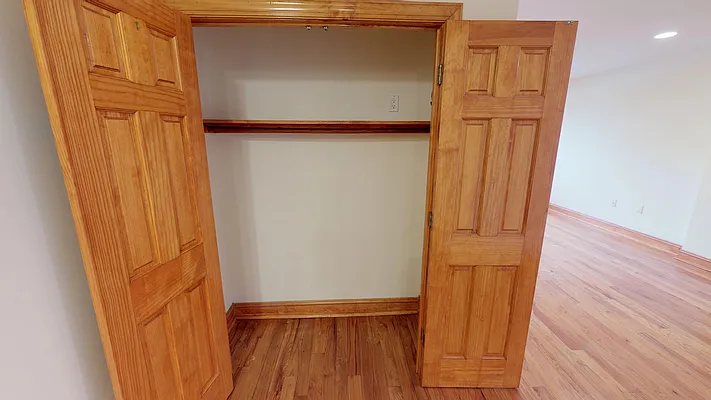 Rented by Metro Garden Realty NYC | media 33