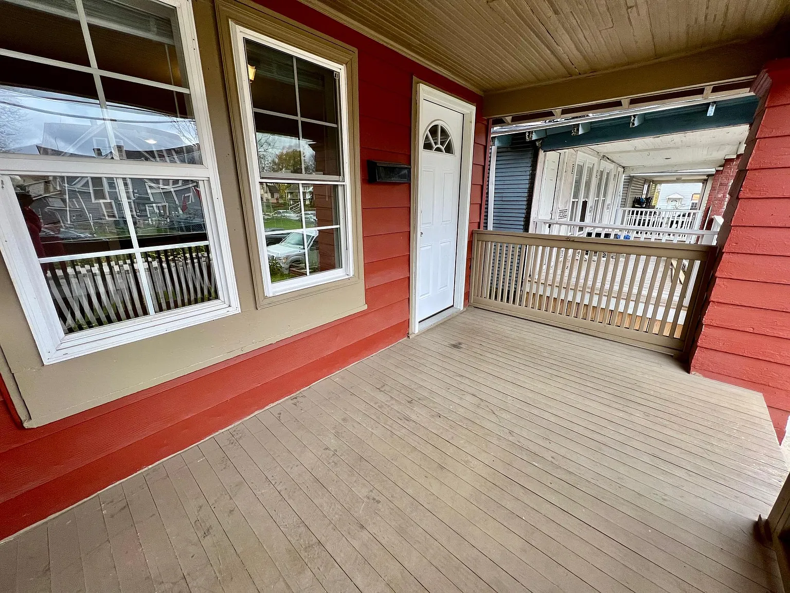 1484 E Fulton St — Photo 3