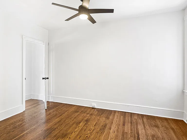 1329 S Lindenwood St — Photo 25