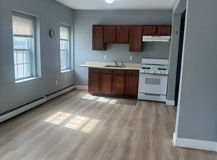 77 N Walnut St #2, Waterbury, CT 06704