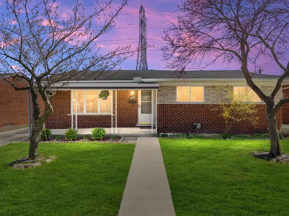 31036 Palomino Dr, Warren, MI 48093