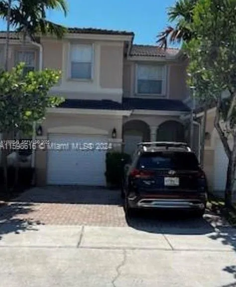 12185 SW 125th Ct — Photo 1