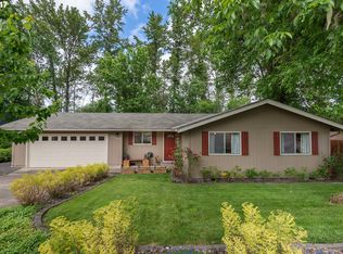 2080 W Harrison Ave, Cottage Grove, OR 97424