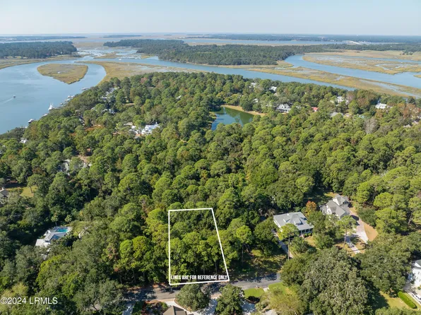 245 Distant Island Dr, Beaufort, SC 29907