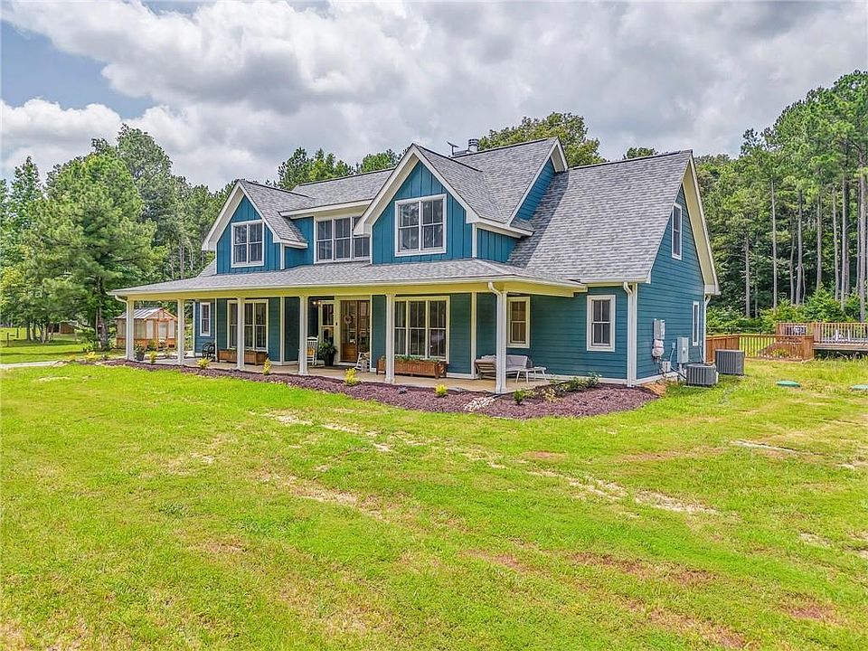 1st image of 318 Quail Hollow Dr NW