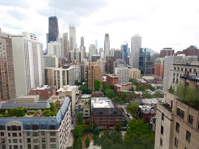 1310 N Ritchie Ct APT 25C, Chicago, IL, 60610