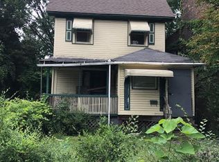 10833 Massie Ave, Cleveland, OH 44108