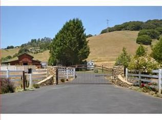 790 Larkin Valley Rd, Watsonville, CA 95076