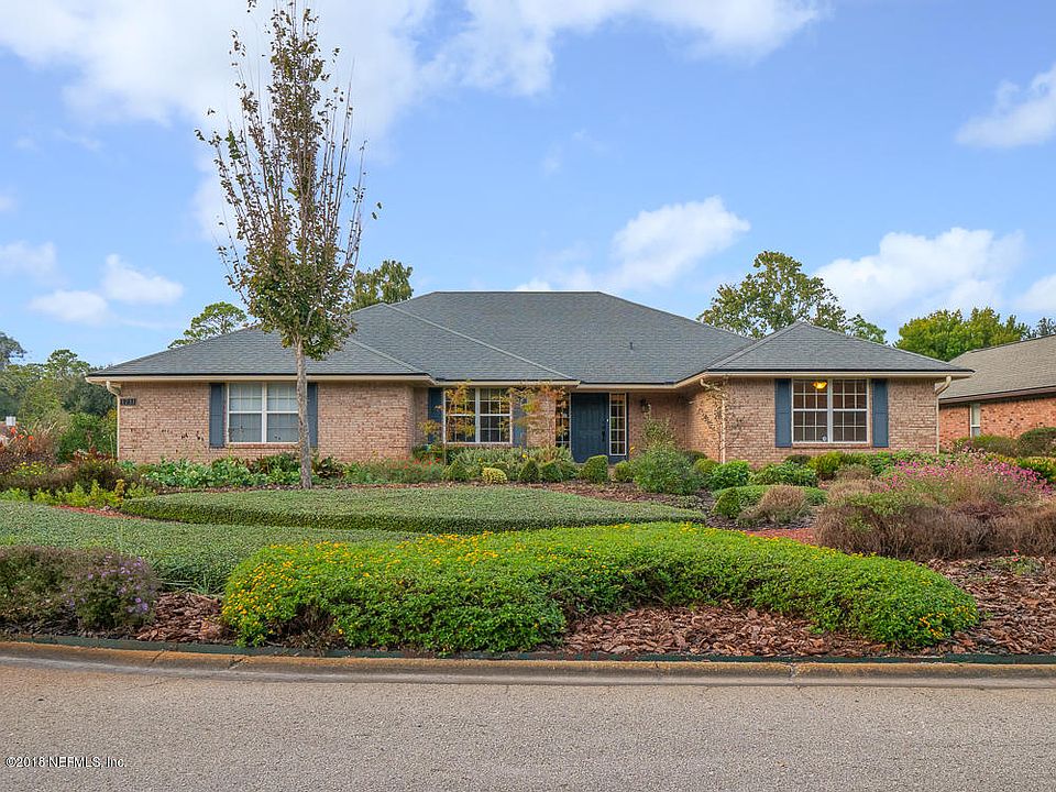 1st image of 1711 Mossy Cypress Ln