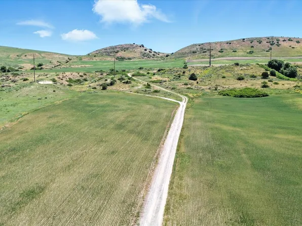 16408 N Beaver Dam Rd, Collinston, UT 84306