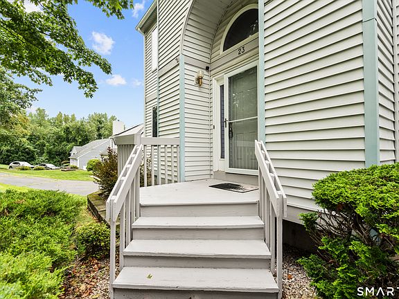 3rd image of 23 Brookview Lane