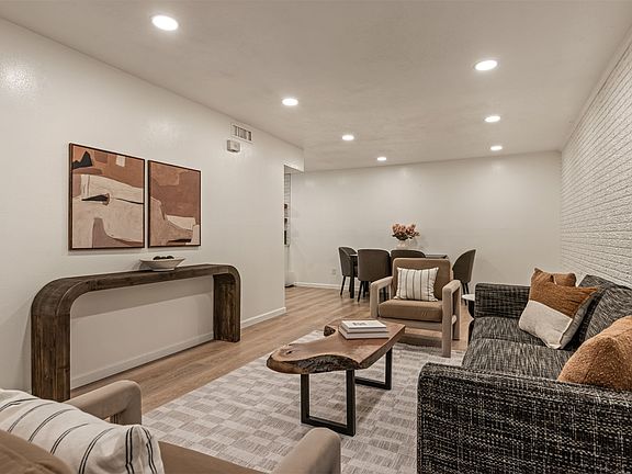 4th image of 2211 S Main St APT B1