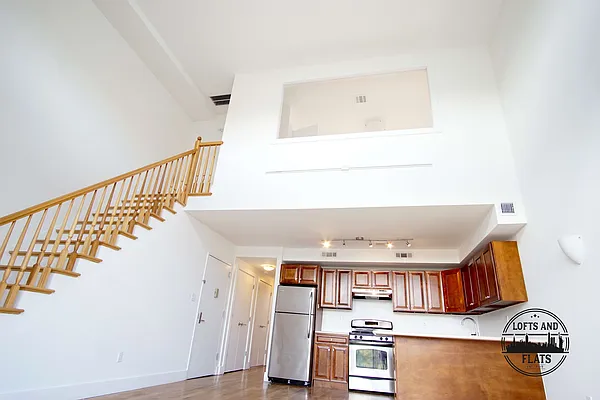 Rented by Lofts and Flats LLC | media 48