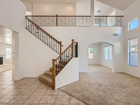 2nd image of 2318 E EBONY Drive