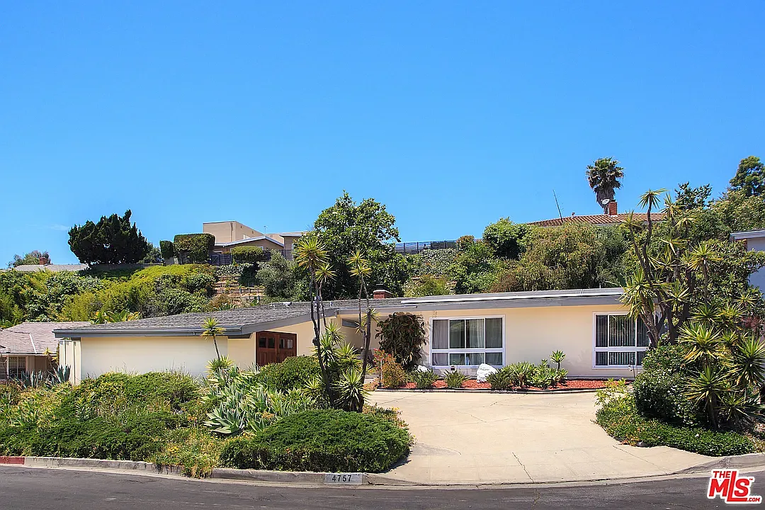 3 bed, 2148 sqft, $11,000 — Photo 1
