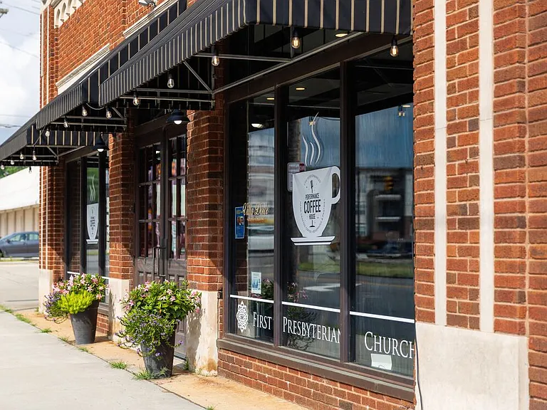 Minutes from dining options