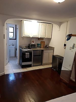 2nd image of 200 Allen St #8S