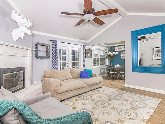 3rd image of 3407 Rockyridge Dr