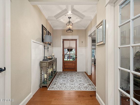 4th image of 13 Oak Leaf Cir