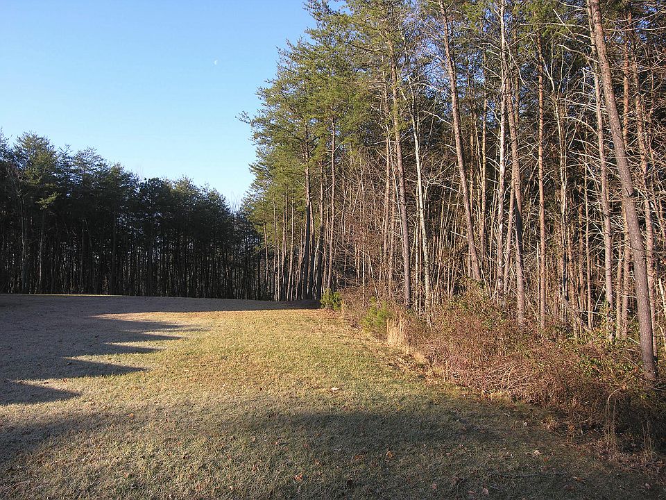 1st image of Henderson Ln