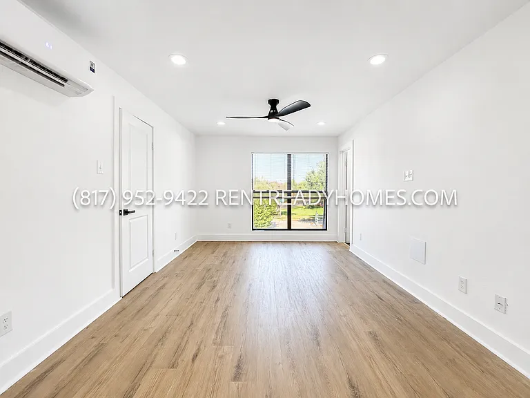 1510 W Jefferson Blvd #203 — Photo 8