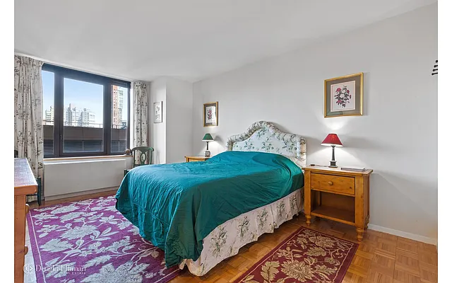 Rented by Douglas Elliman | media 2