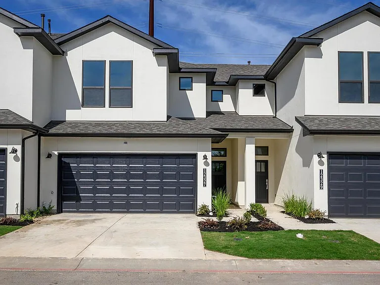 12327 Maypole Bnd — Photo 2