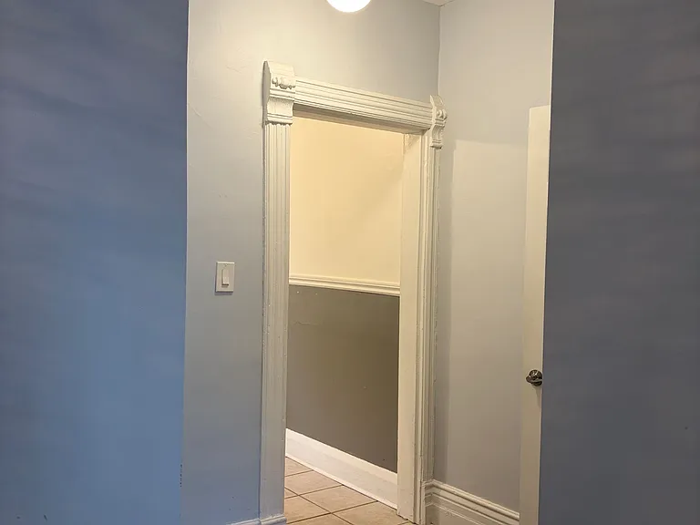 108 Springhurst Ave — Photo 9