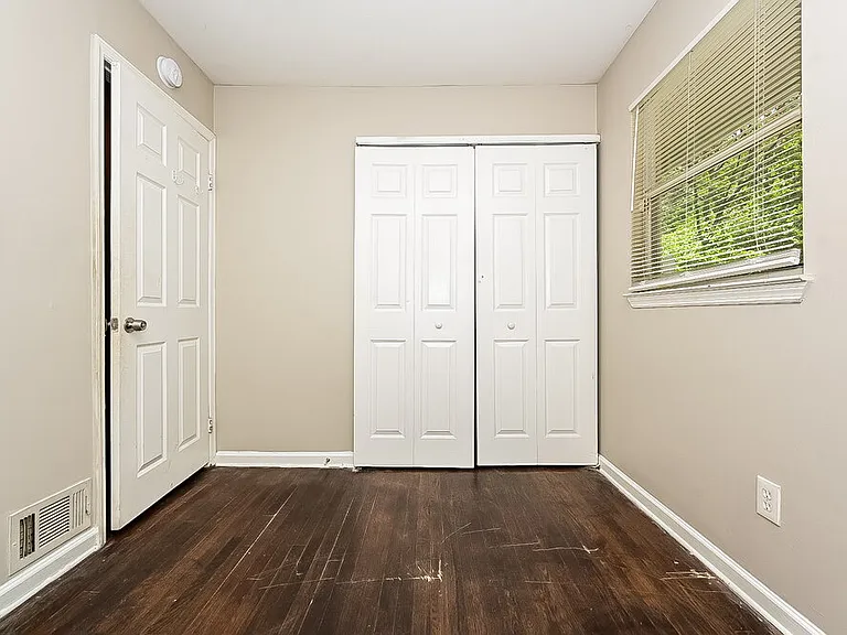 6637 Imperial Dr — Photo 9