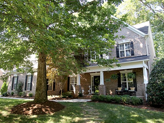 Stone path to the front door