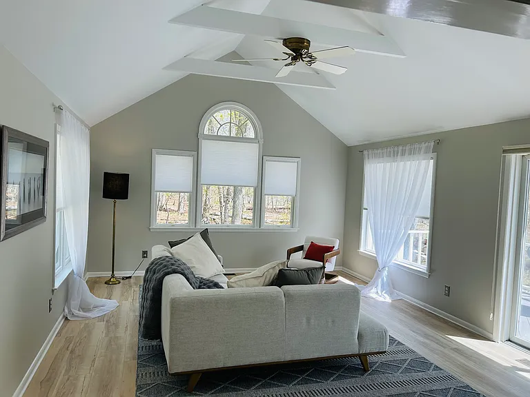 465 Tarpon Dr — Photo 6