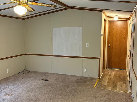 5th image of 1021 Barberry Ave #T67