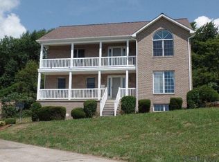 456 Old Farm Ln, Johnstown, PA 15904