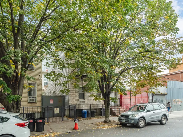 252 Skillman Avenue image 5 of 10